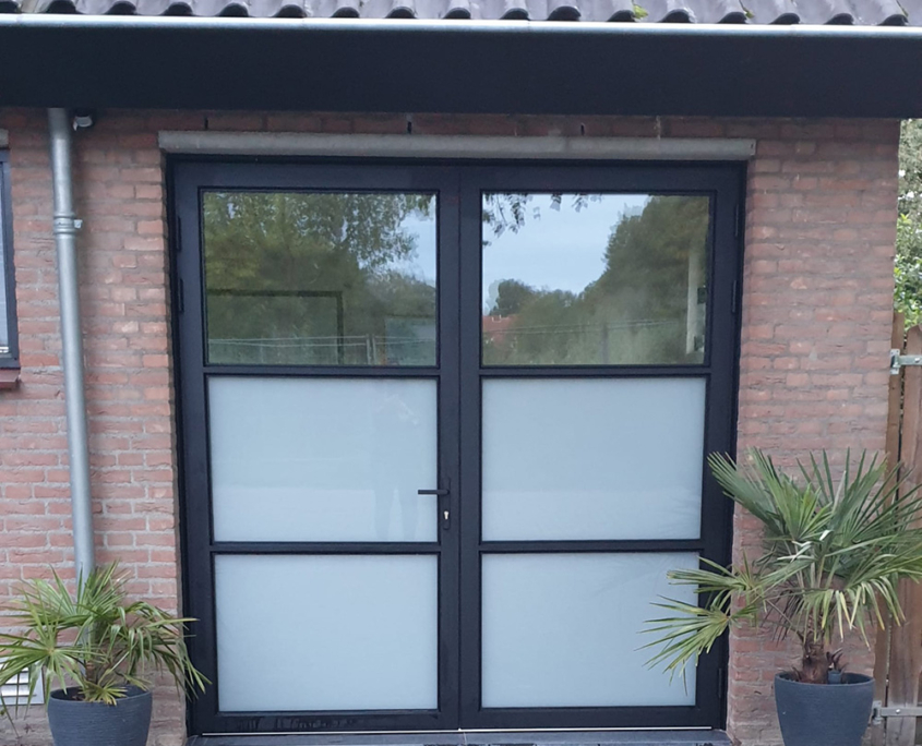 Kozijndeluxe - kunststof kozijnen - openslaande deuren - tuindeuren